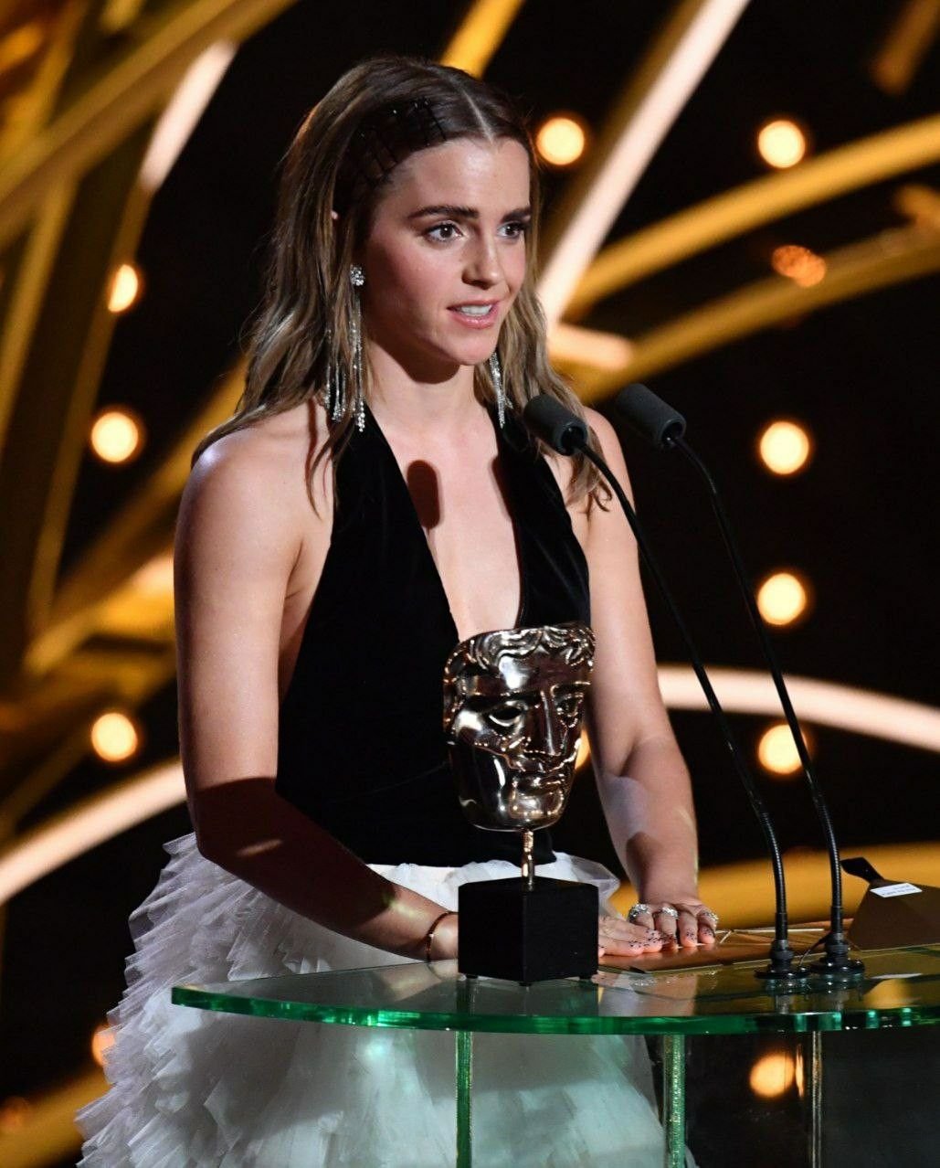 fvxY1xw5 Emma Watson loves CEI afterparty 03.jpg